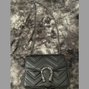 Black Crossbody/Shoulder Bag